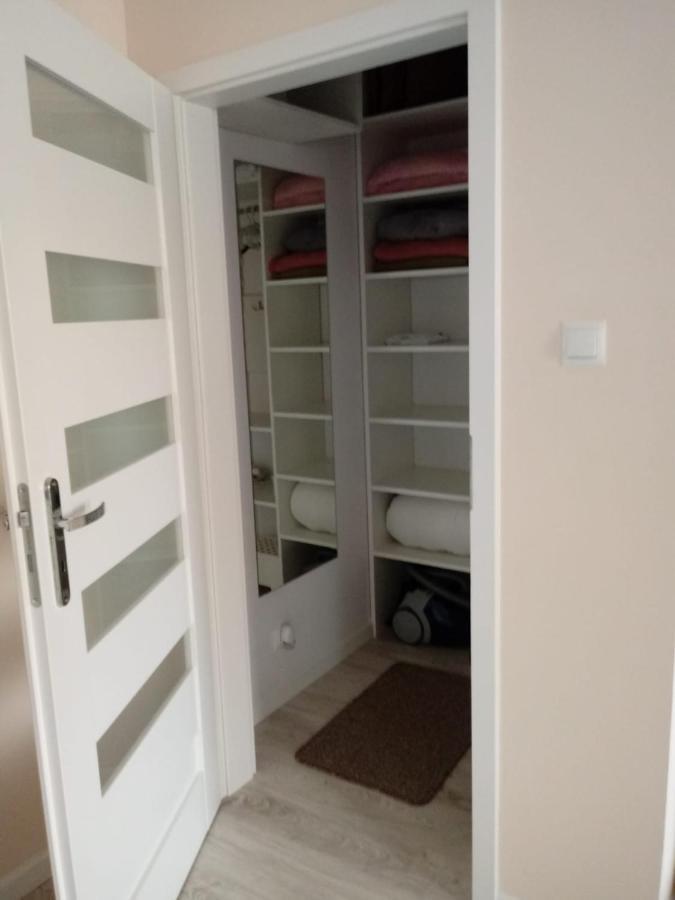 Come&Stay Zielona Gora Bagian luar foto